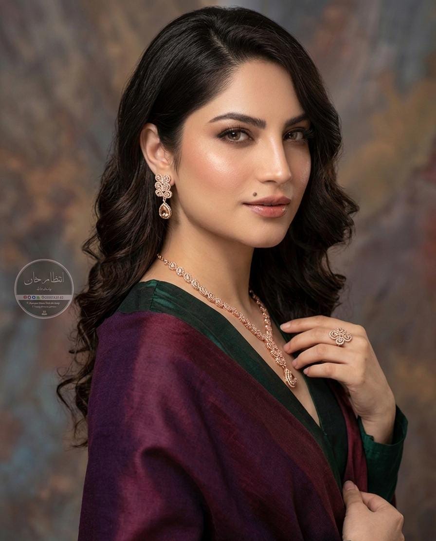 Luxury Zircon Silver Jewelry Set – Timeless Elegance